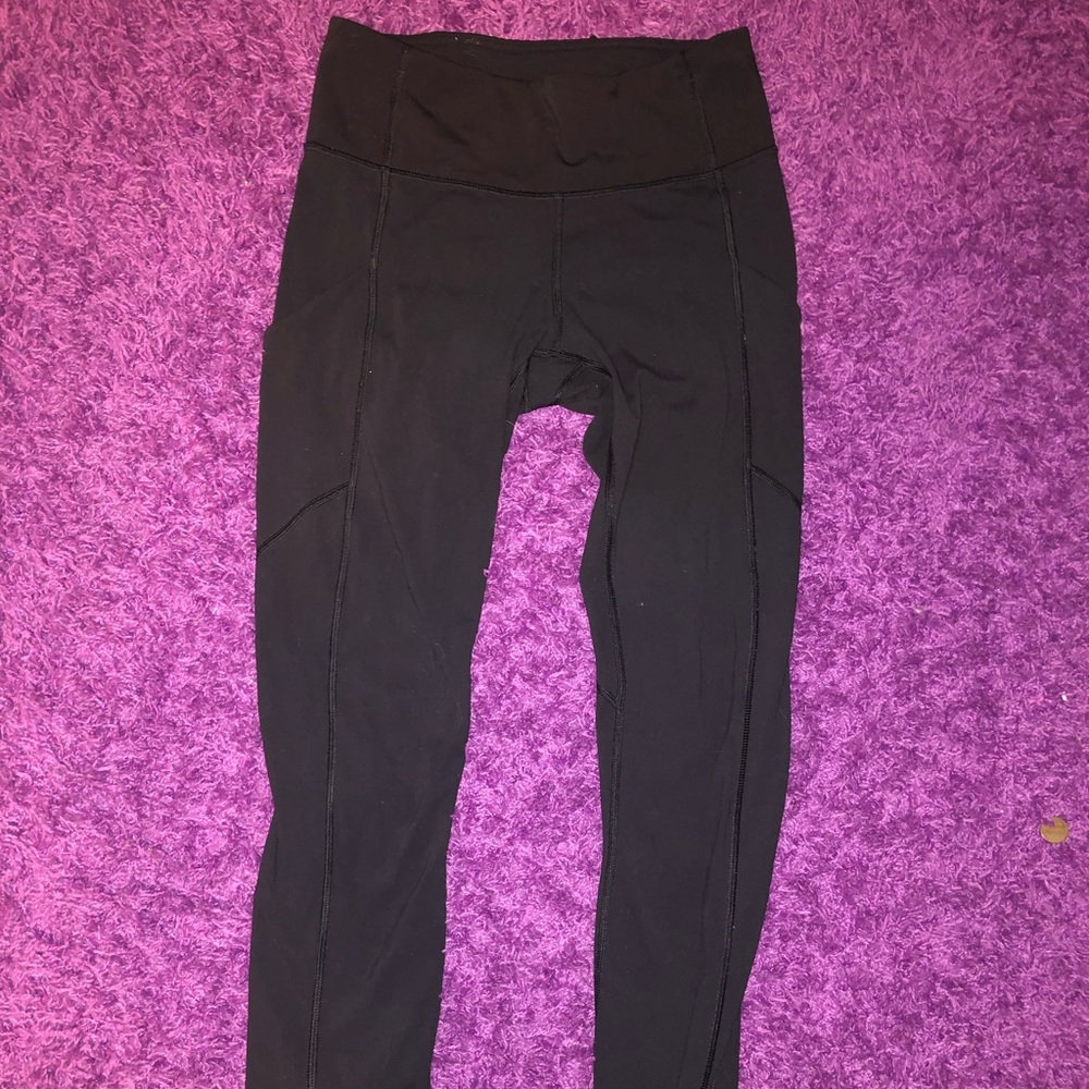 HIGH RISE LULULEMON LEGGINGS